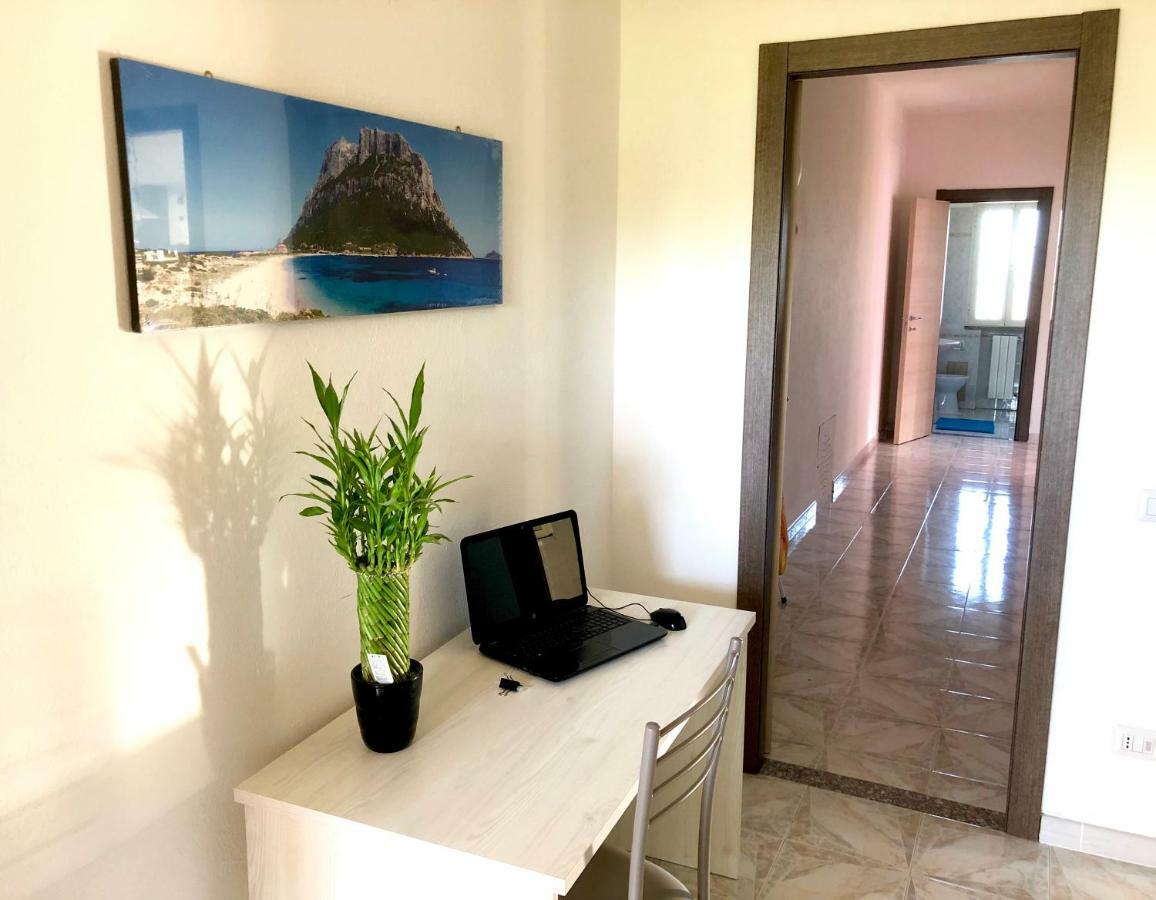Ferienwohnung Dolce Hibiscus Olbia Exterior foto