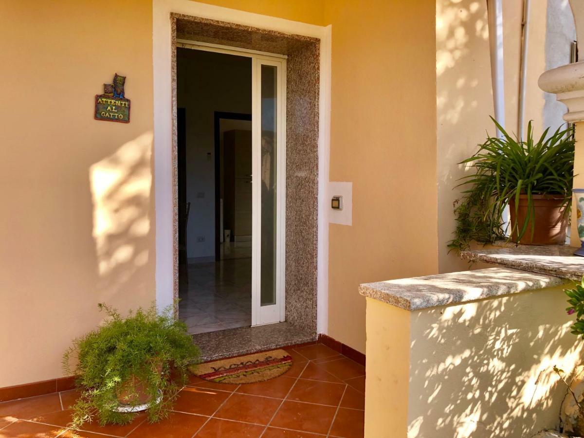 Ferienwohnung Dolce Hibiscus Olbia Exterior foto