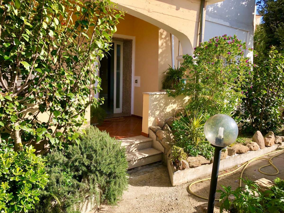 Ferienwohnung Dolce Hibiscus Olbia Exterior foto