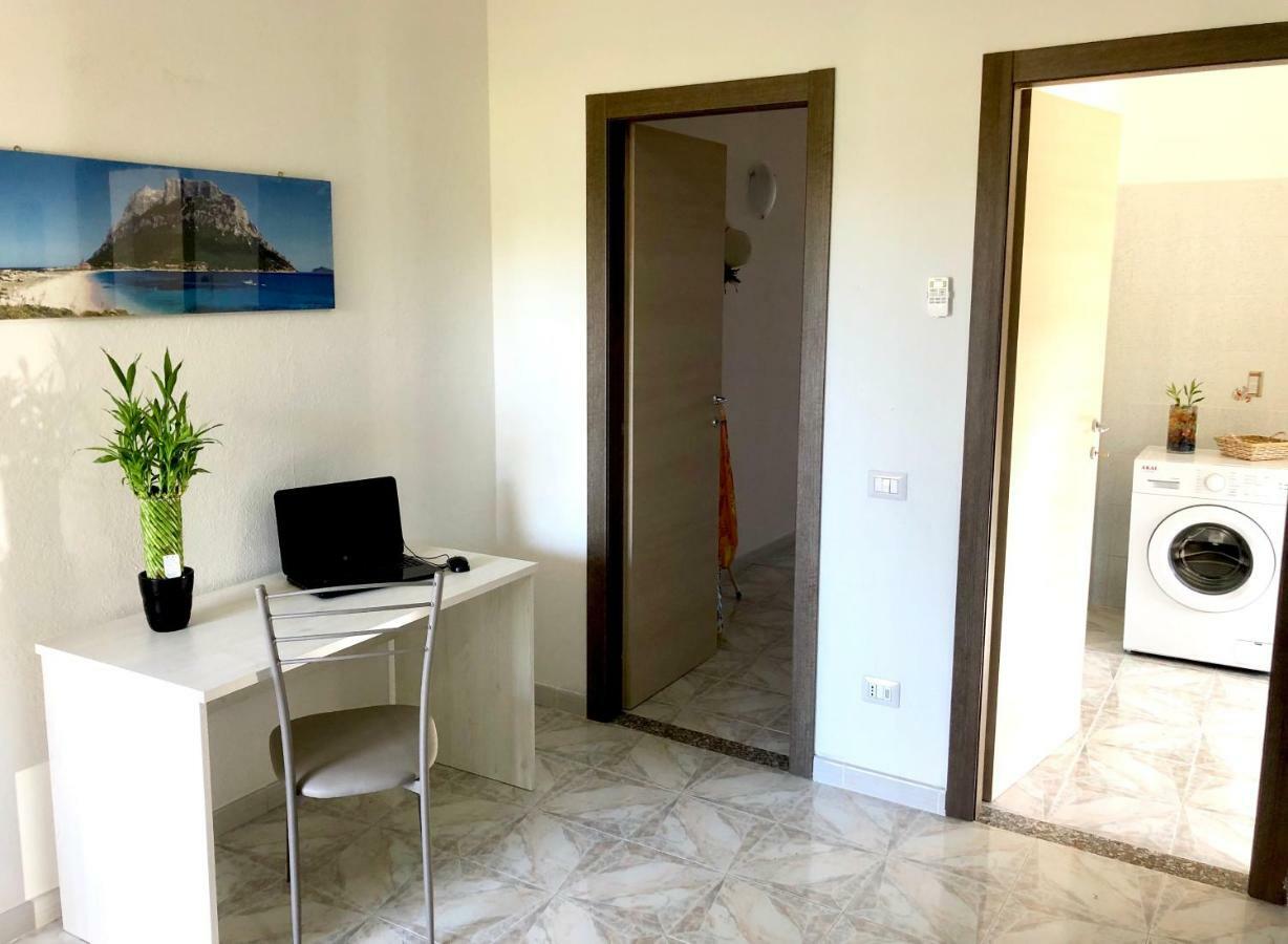 Ferienwohnung Dolce Hibiscus Olbia Exterior foto